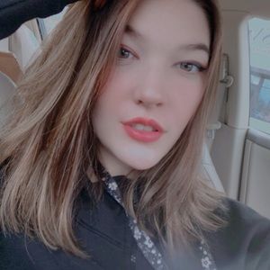 Meet your Posher, Maeghan